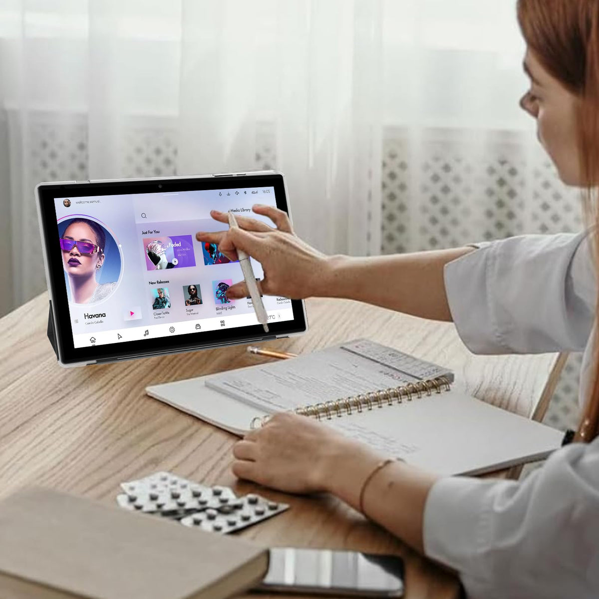 10 inch Android Tablet with Case R466880
