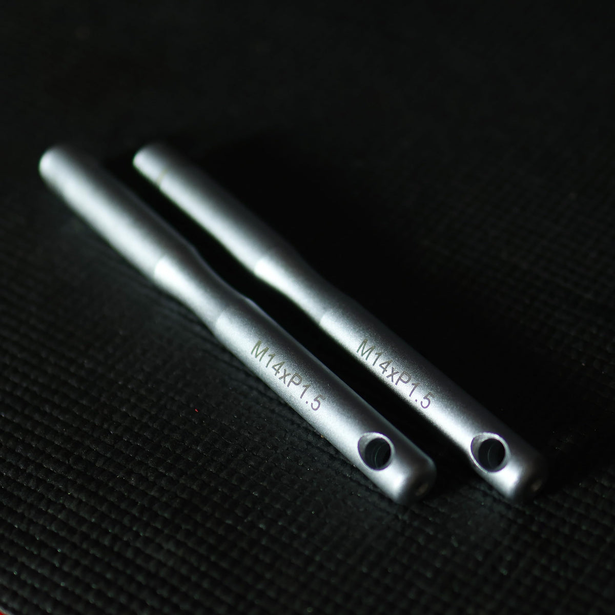 Wheel Hanger Pin Set 2 Pack M14 x P1.5 F425974
